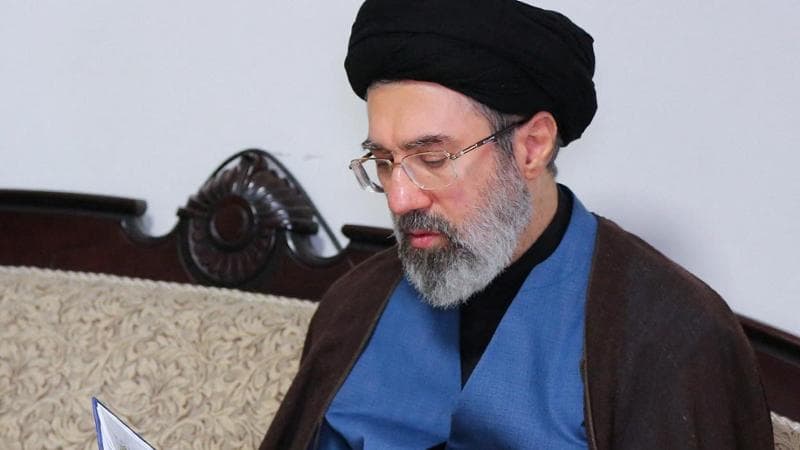 Il Times, Khamenei in gravi condizioni ricoverato in un ospedale di Qom