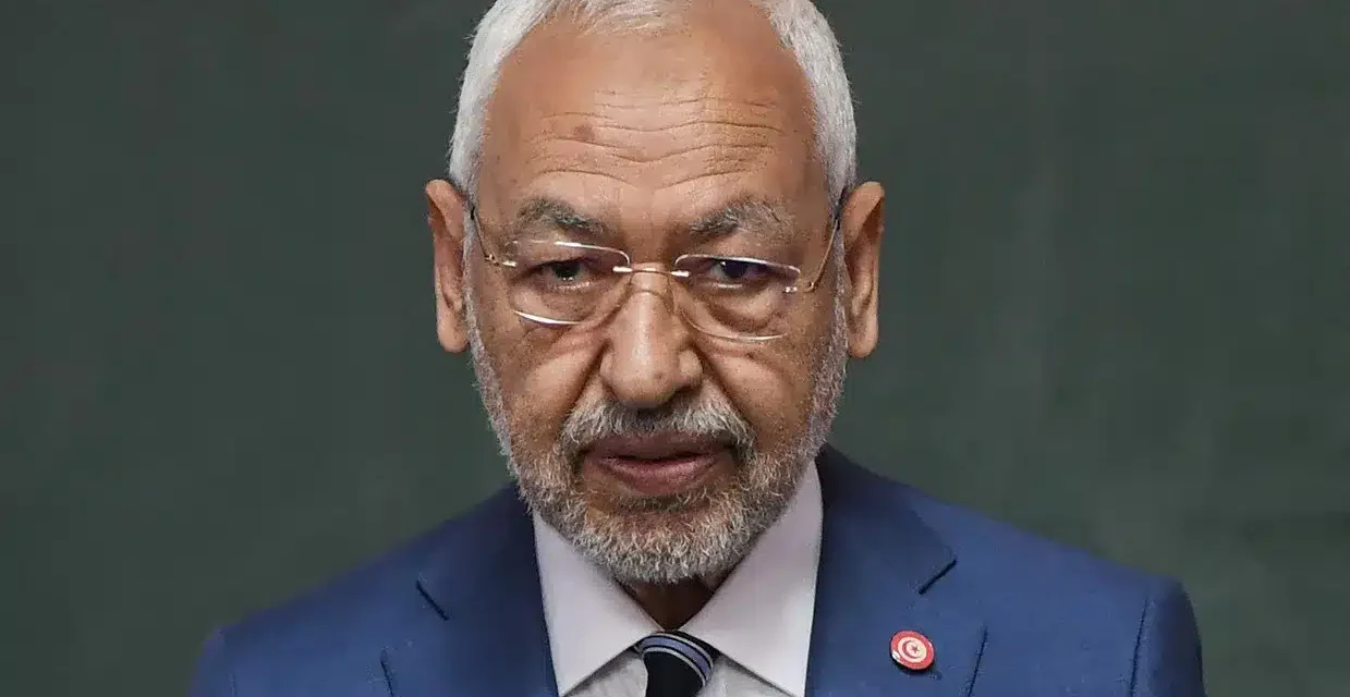 Rached Ghannouchi figura dell’opposizione tunisina condannato all’ergastolo